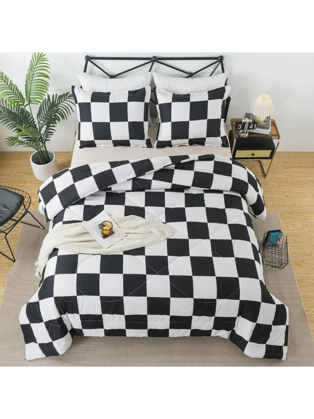 Stylish Black & White Checkered Twin Comforter Set - Cozy Boys Bedding